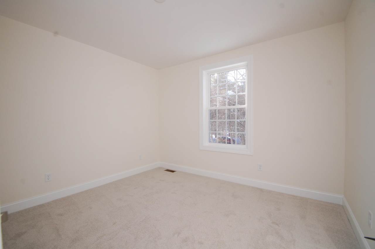 3A Dearborn Circle - Photo 1