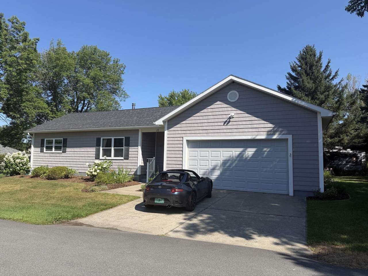 11 Foster Terrace - Photo 1