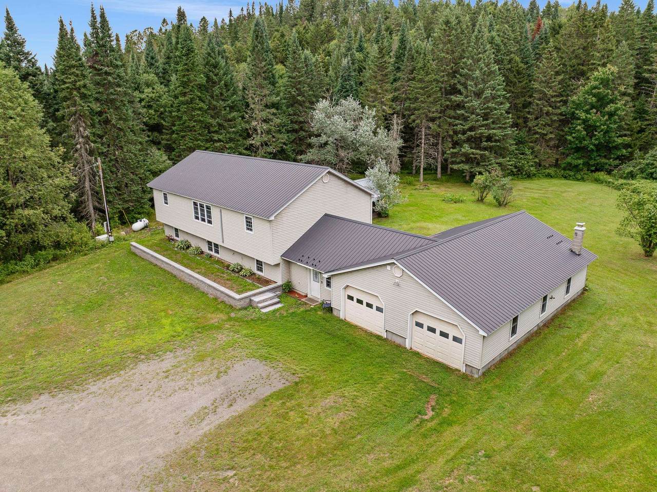 29 Pine Tree Circle - Photo 1