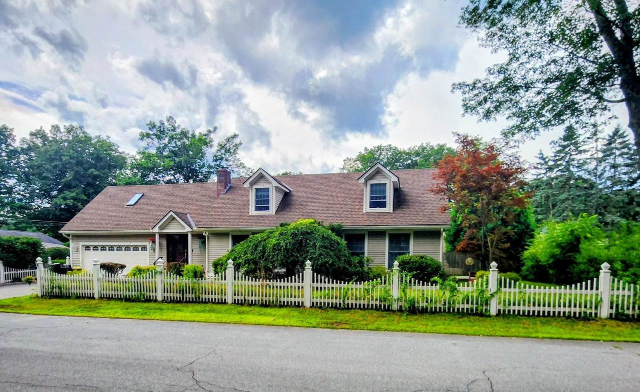 194 Coolidge Street - Photo 1