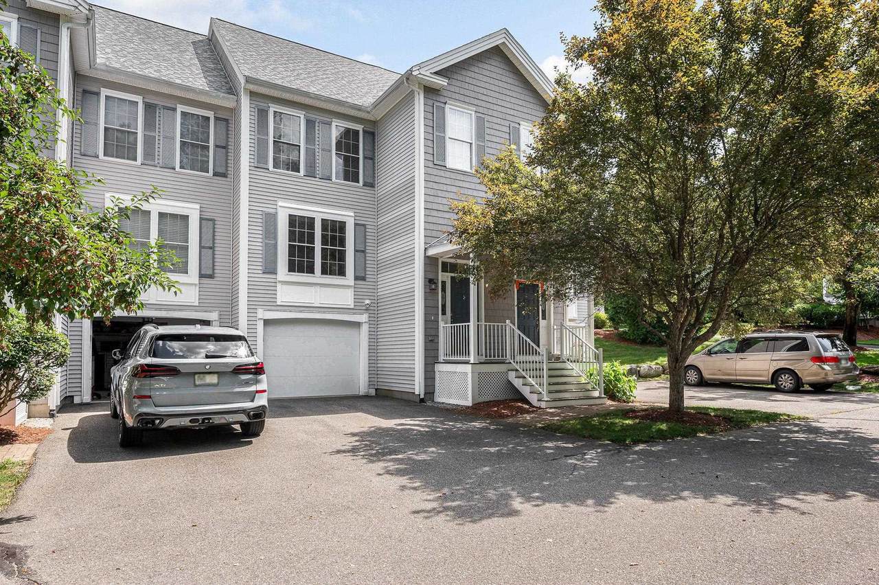 4 Georgetowne Drive - Photo 1
