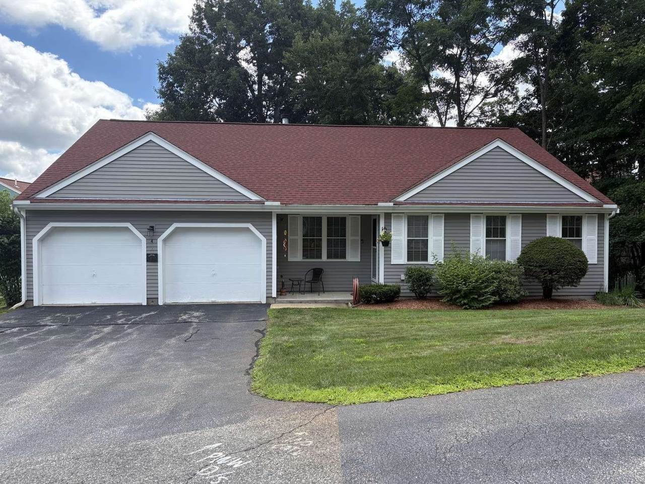 4 Ivy Lane - Photo 1