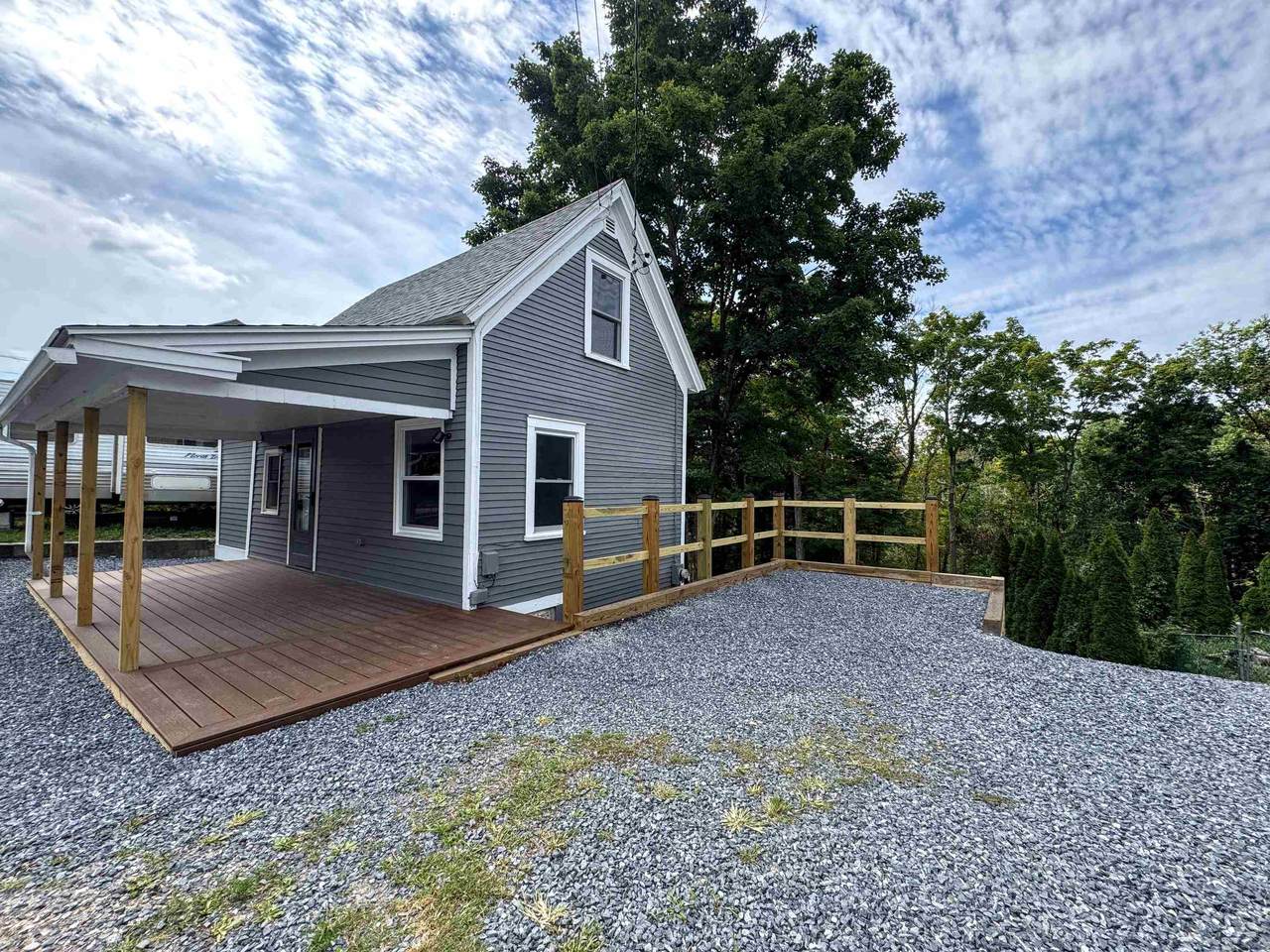 301 Beech Street - Photo 1