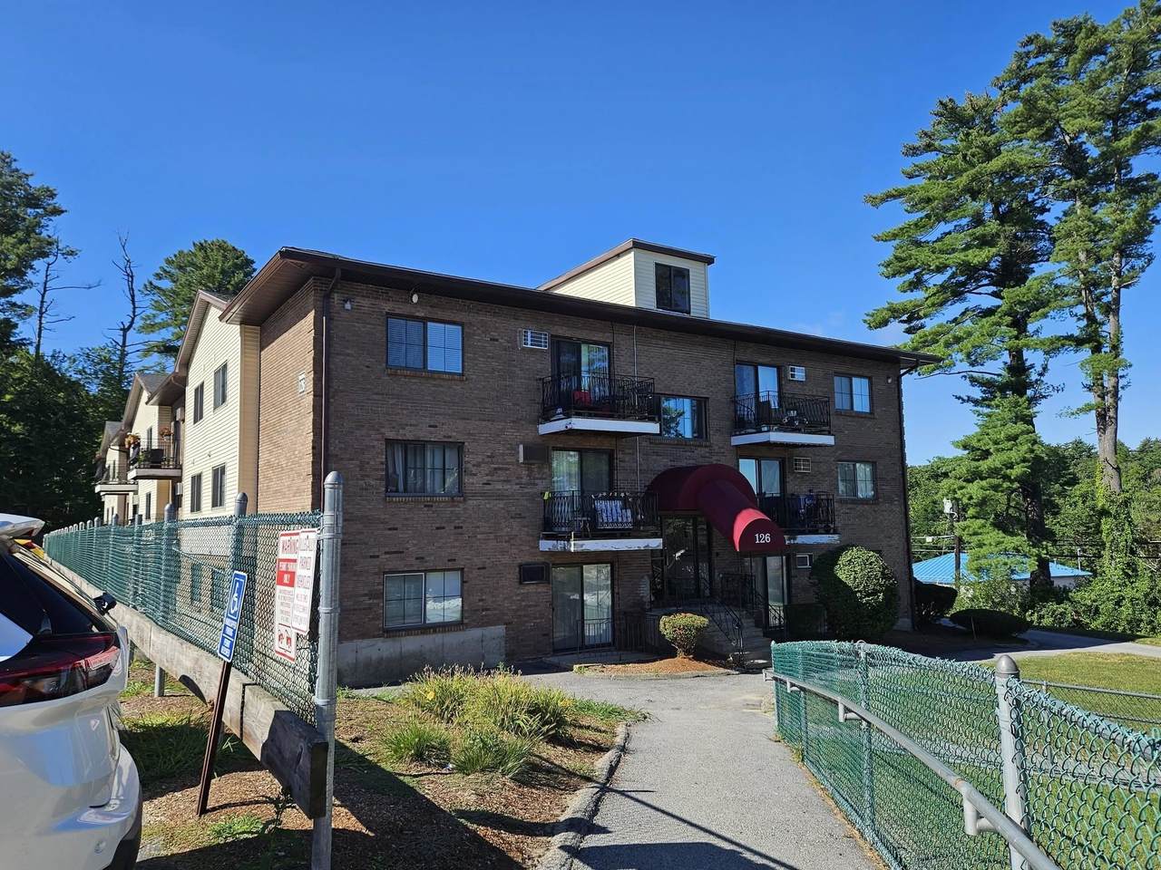 126 Mammoth Road - Photo 1