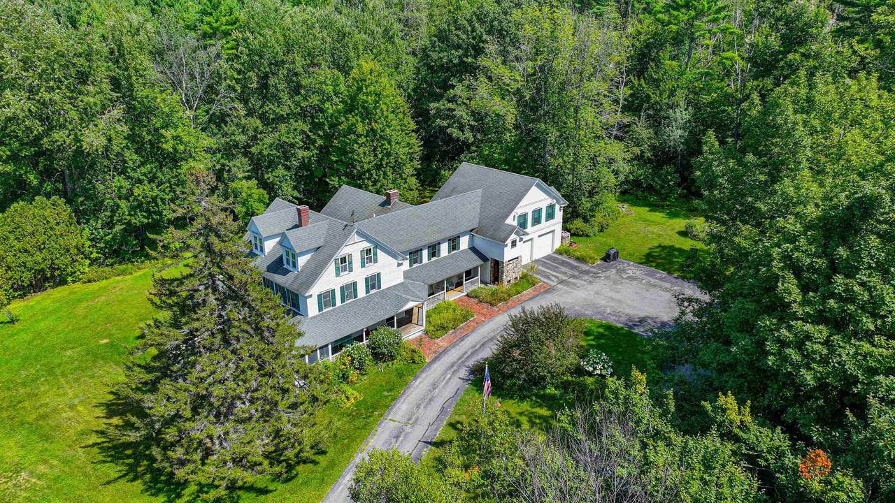 1097 Main Street - Photo 1