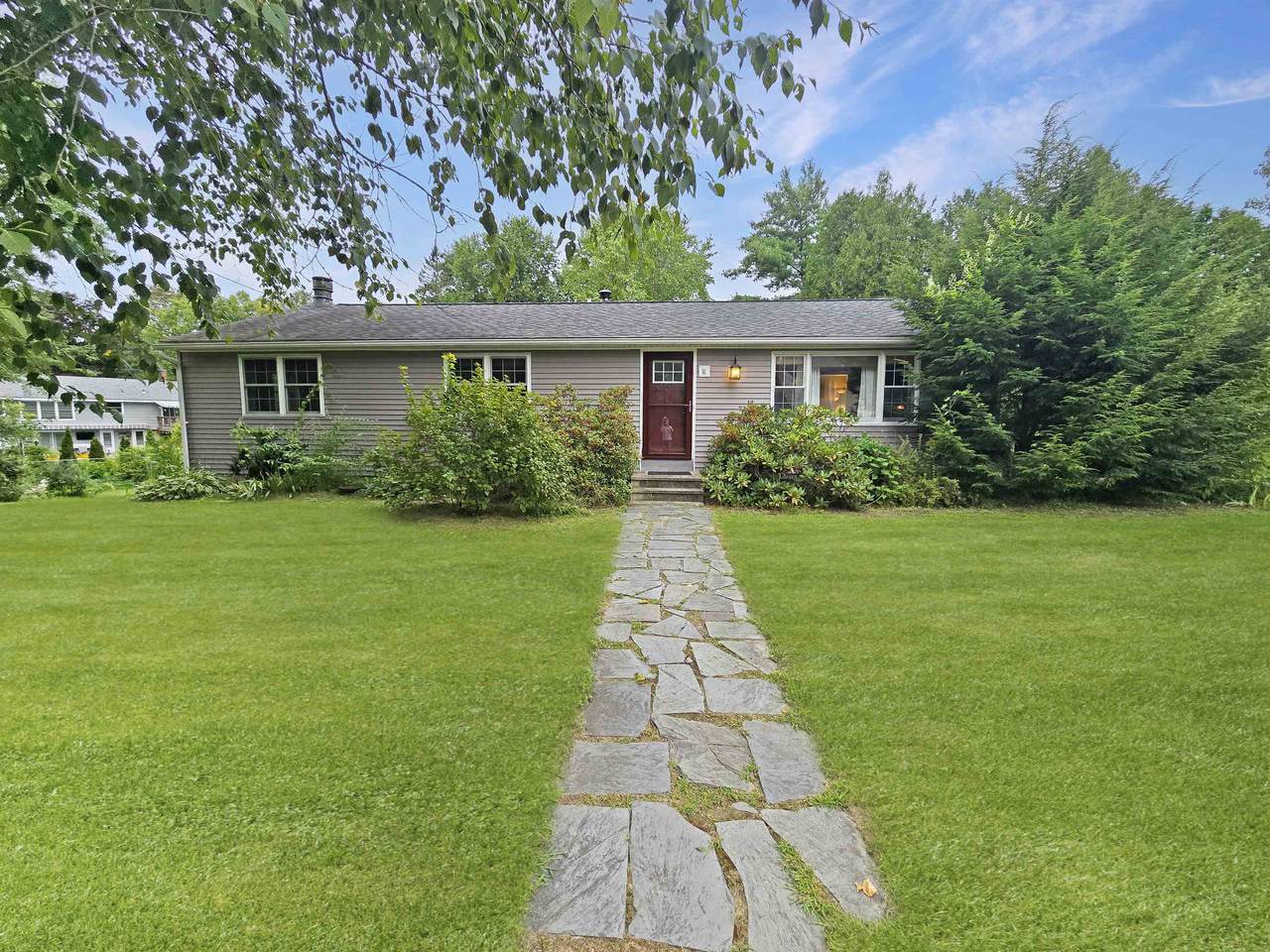 7 Laverne Drive - Photo 1