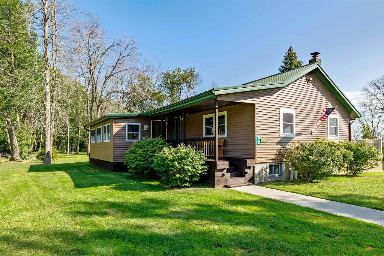 314 Cameron Drive - Photo 1