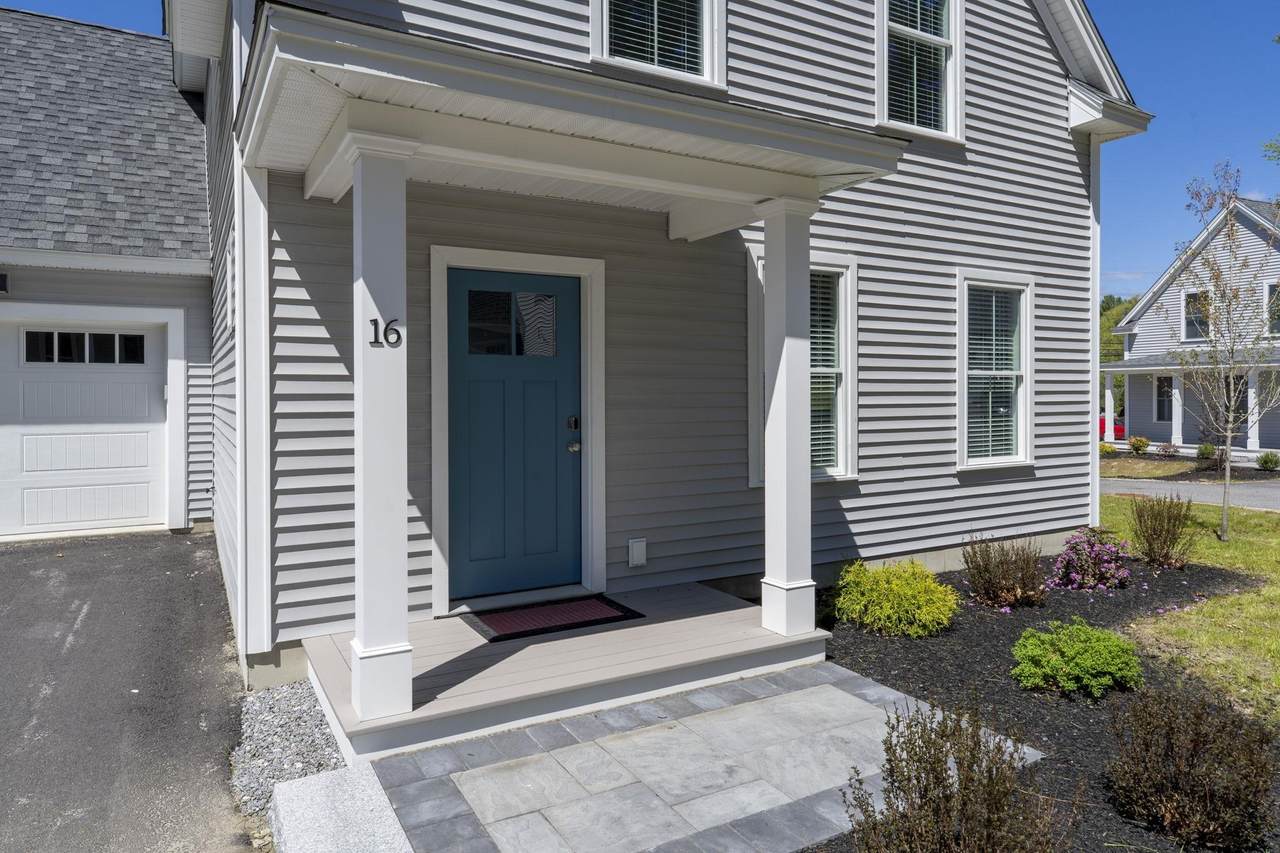 15 Woodmans Lane - Photo 1