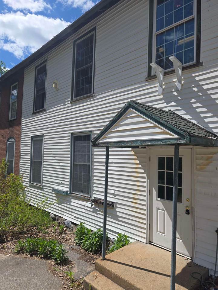 42 Main Street - Photo 1