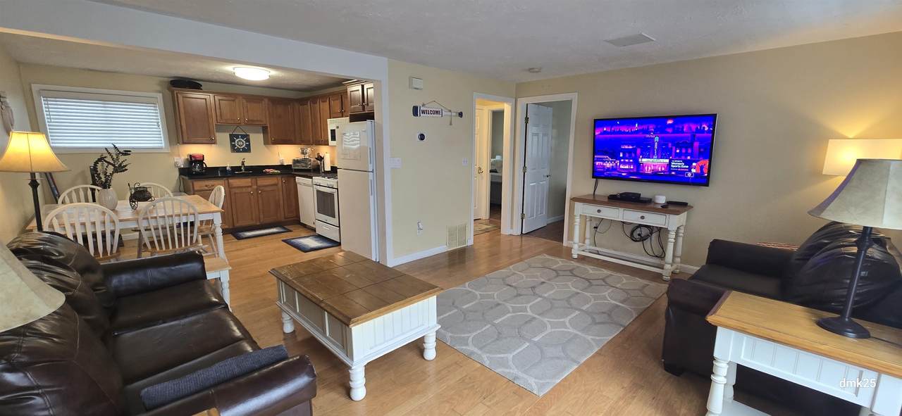 89 Ashworth Avenue - Photo 1