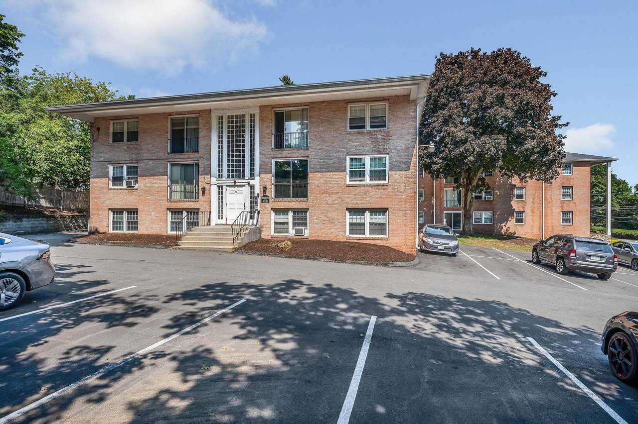 90 East Broadway Street - Photo 1