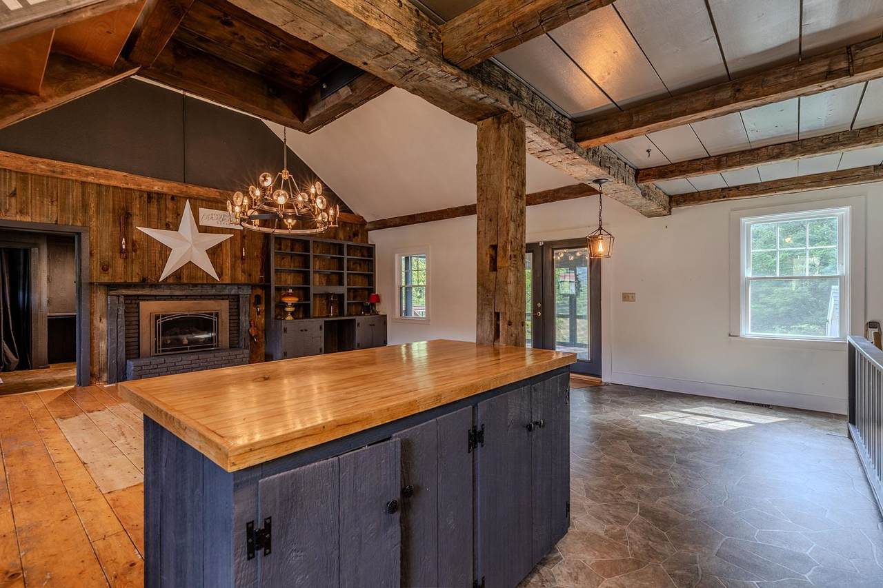 7330 Main Street - Photo 1