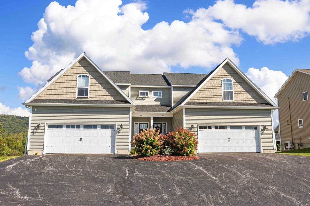 952 Harbor View Drive - Photo 1