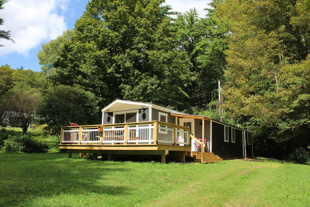 210 Mumford Drive - Photo 1