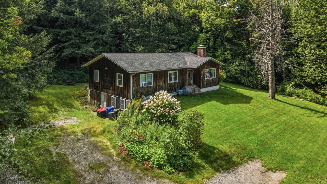 1190 Huntington Road - Photo 1