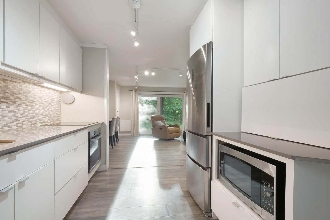 768 East Mountain Road - Photo 1