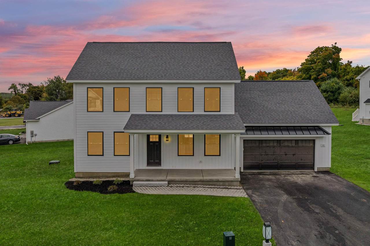 11 Robin Way - Photo 1