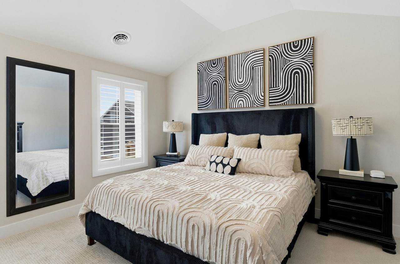 8 Elise Avenue - Photo 1