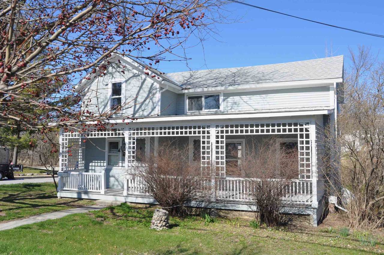 81 Court Street - Photo 1