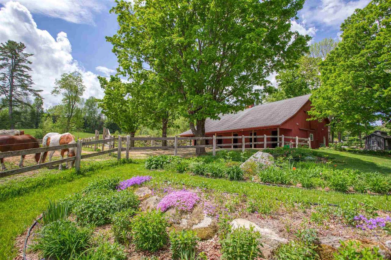 529 Gov. Wentworth Grant Road - Photo 1
