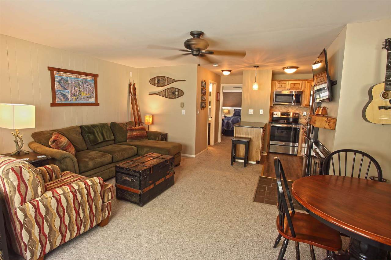 3E Fox Meadow Lane - Photo 1