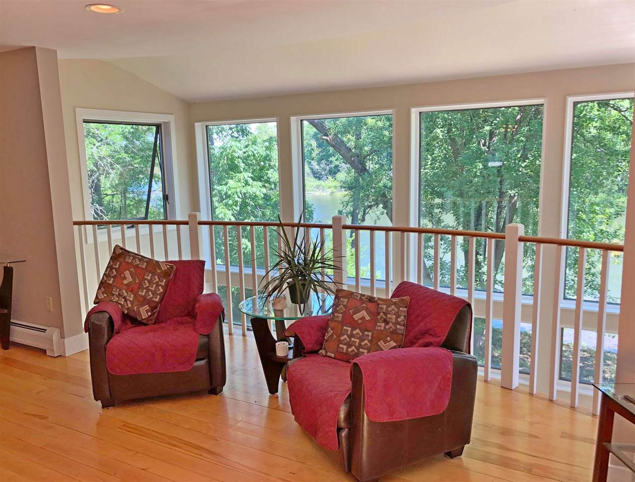 288 Weybridge Street - Photo 1