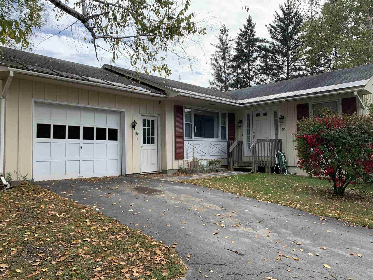 170 Mountain View Court - Photo 1