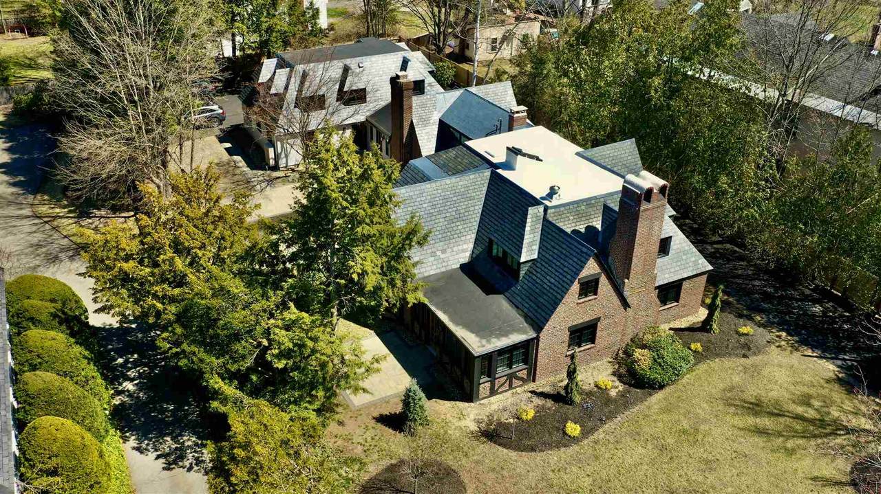 20 Pine Street - Photo 1