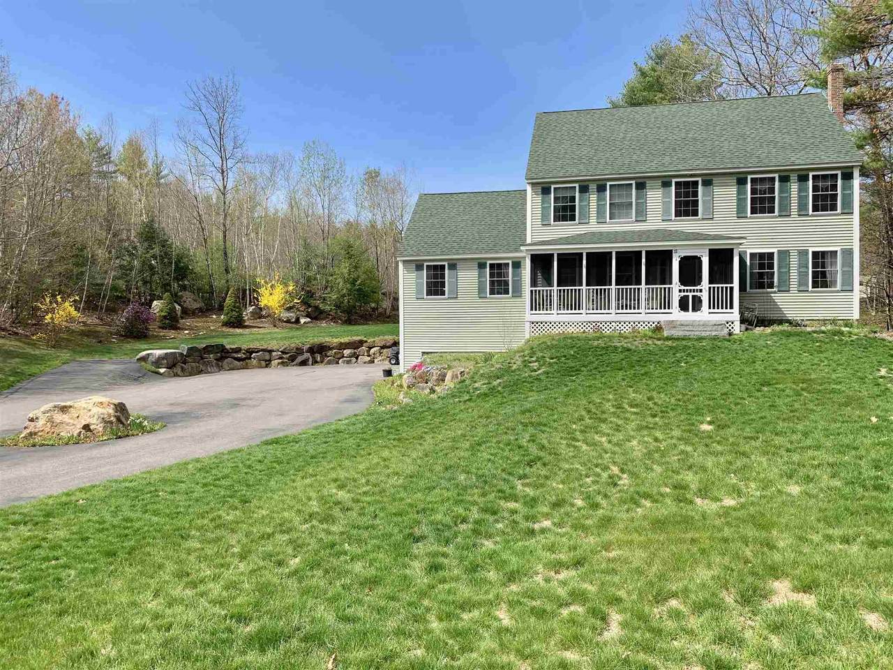 22 Lily Pond Road - Photo 1