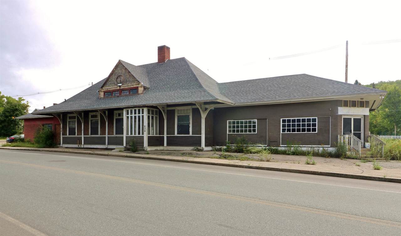 634 Hutchins Street - Photo 1