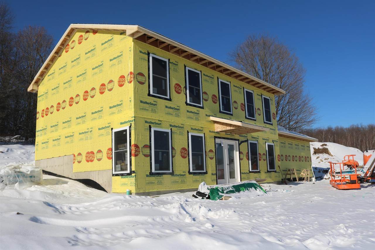 127 Hillside Drive - Photo 1