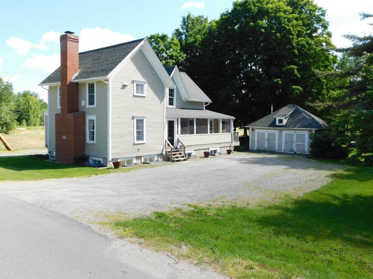 1564 Cross Road - Photo 1