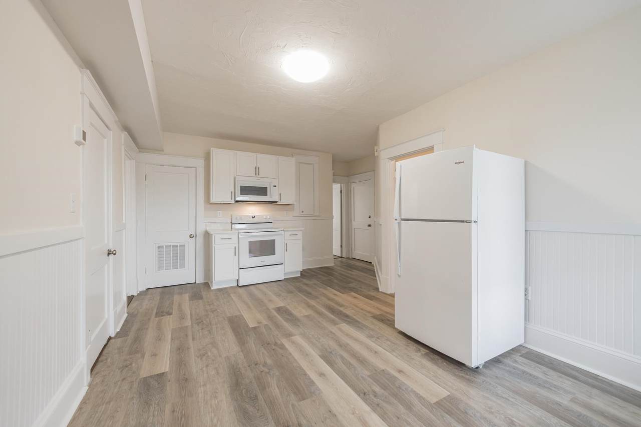 680 Harvard Street - Photo 1