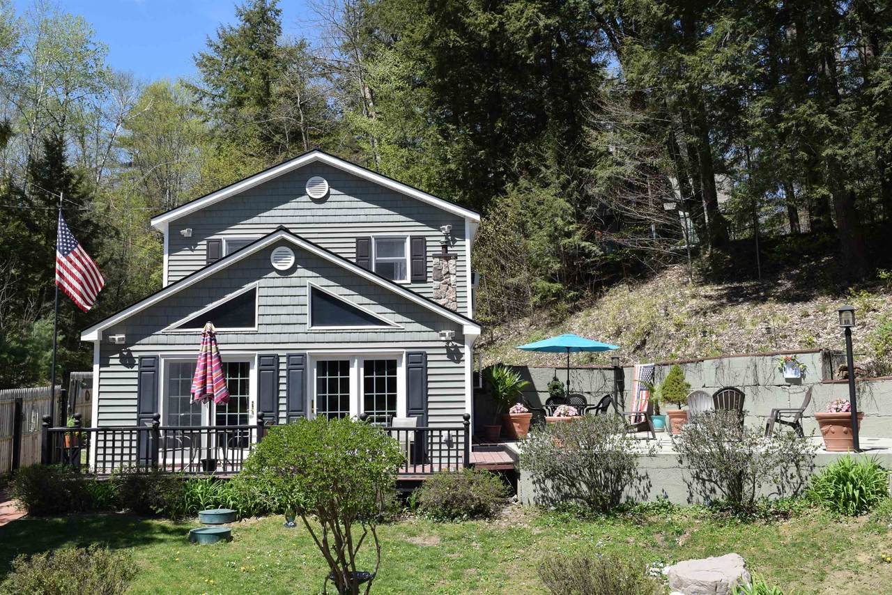 1715 Hooker Road - Photo 1