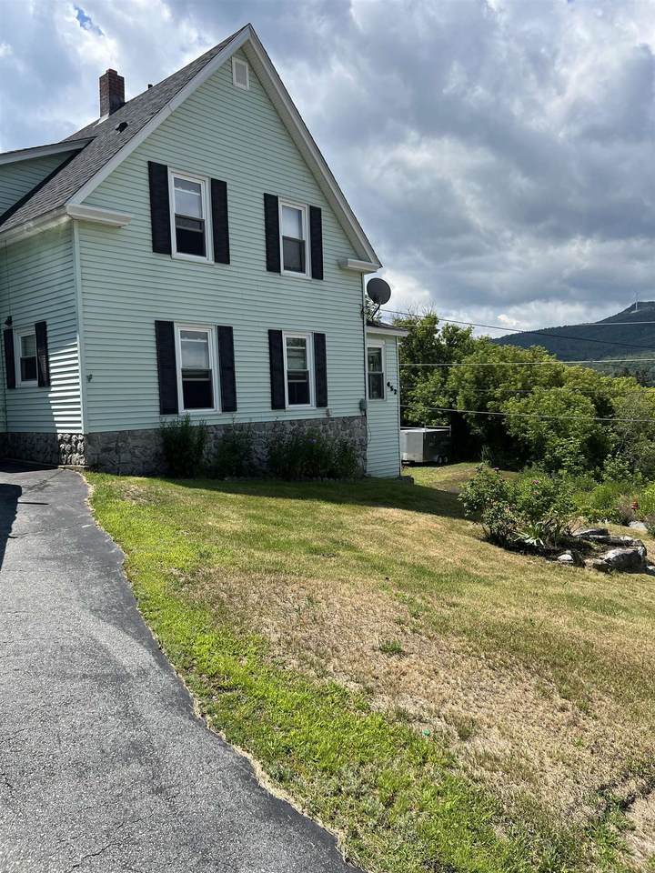 452 Burgess Street - Photo 1