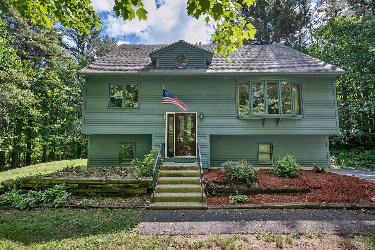 16 Cross Lane - Photo 1