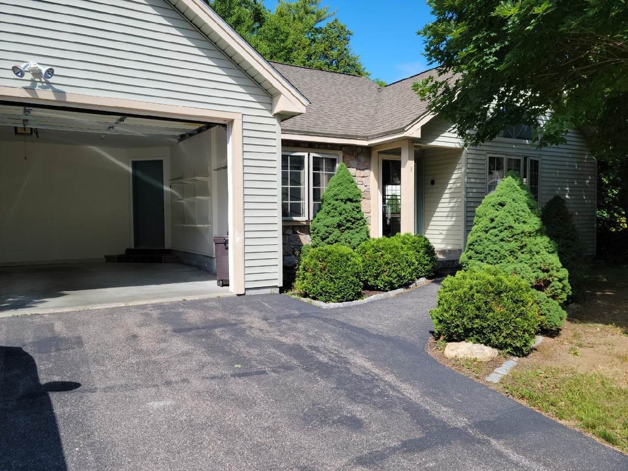 31 Henderson Road - Photo 1