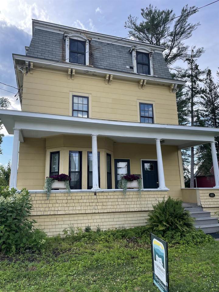 403 Pleasant Street - Photo 1