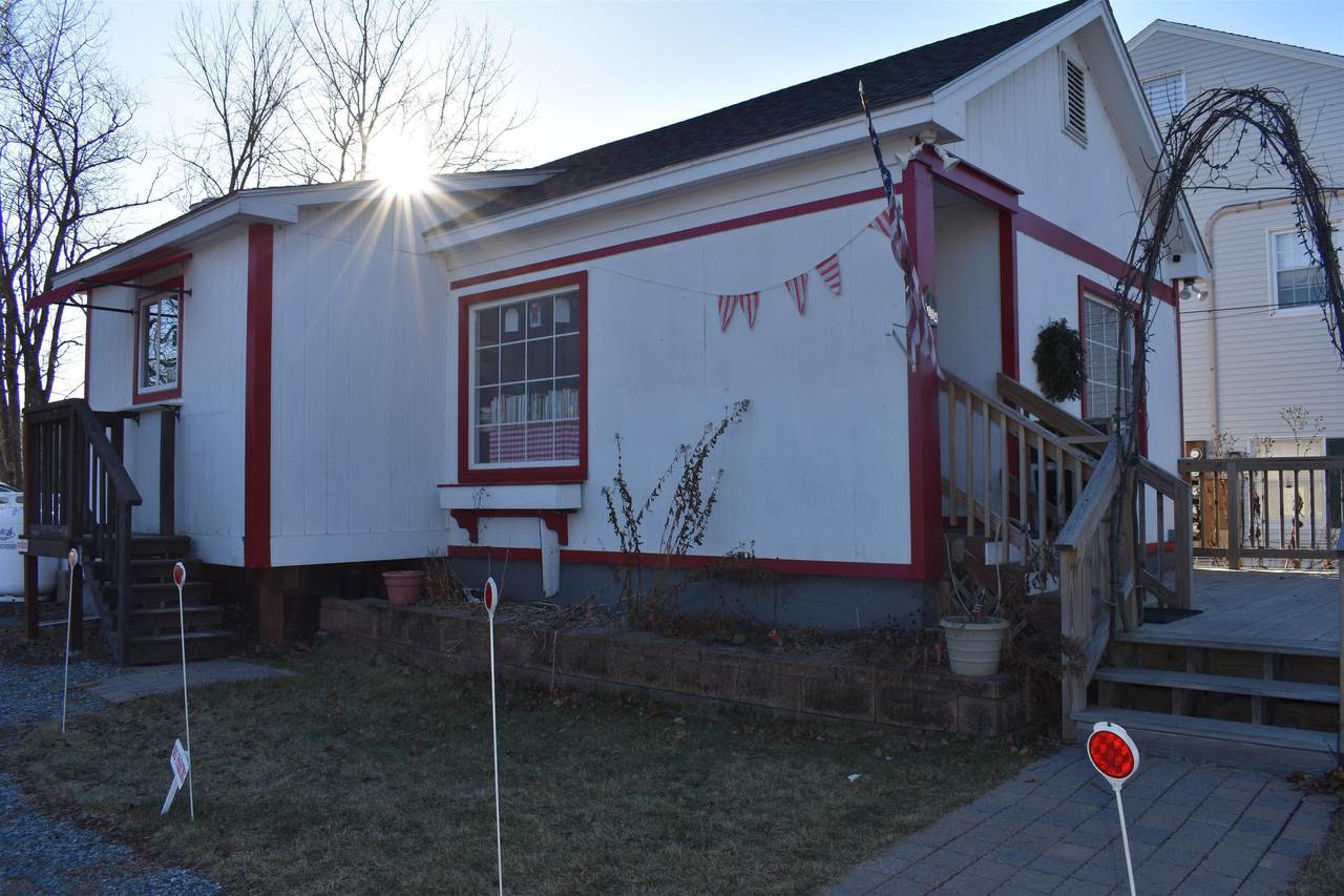 1194 Us Route 4 - Photo 1