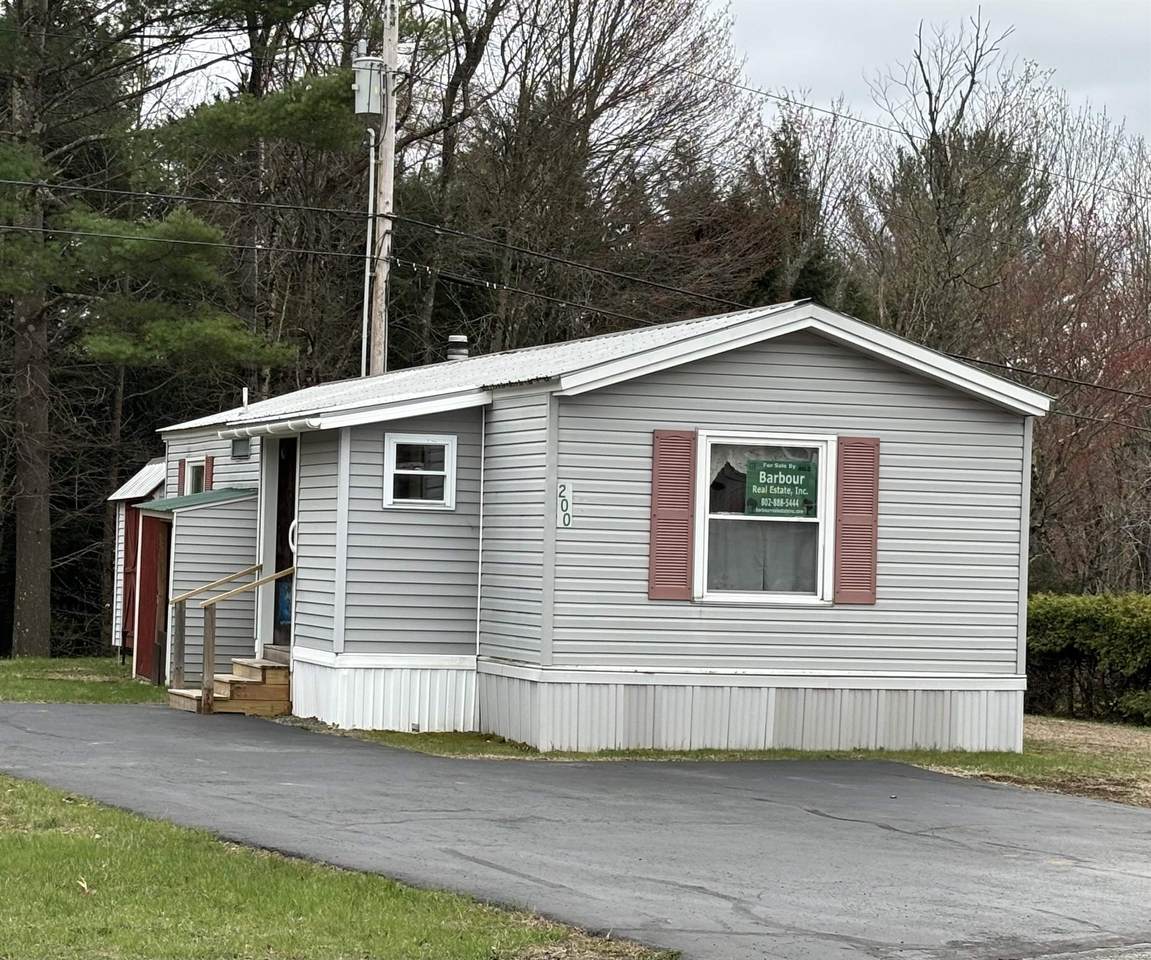 200 Redwood Drive - Photo 1