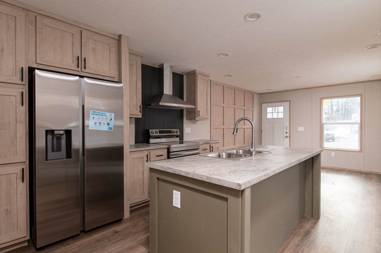 201 Shady Pines - Photo 1