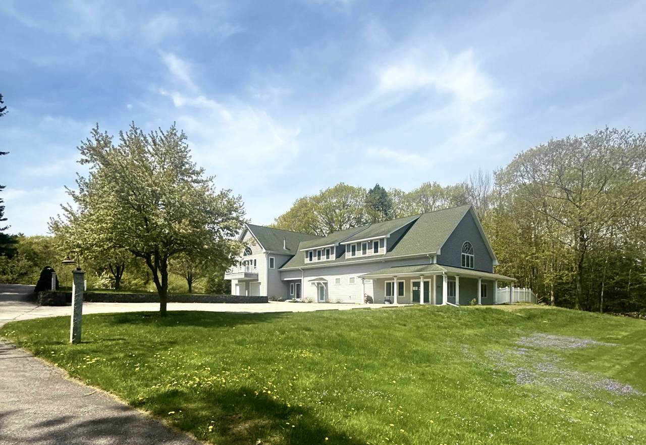 1376 Us Route 1 - Photo 1