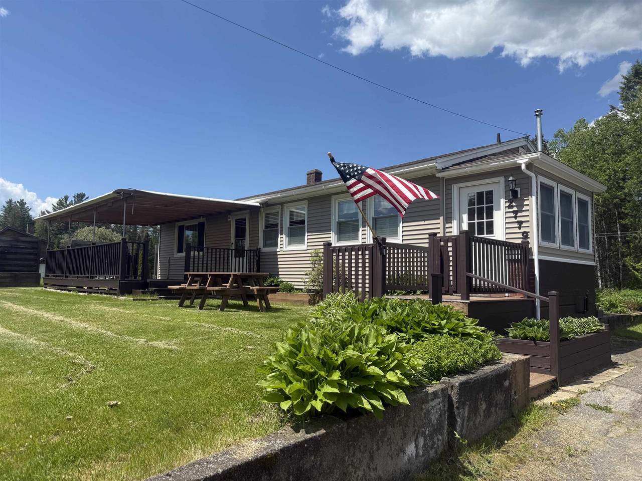 2779 River Road - Photo 1