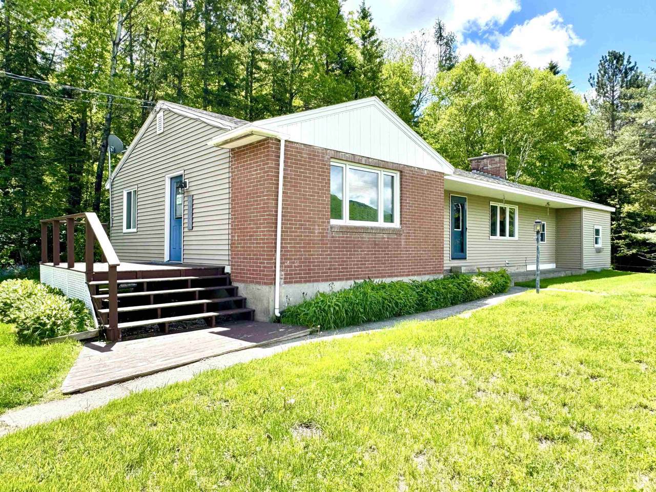 7 Sunset Drive - Photo 1