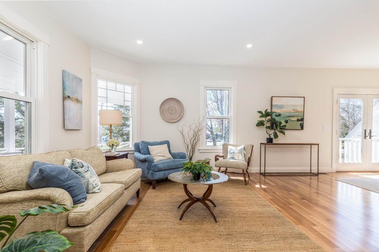 11 Rogers Road - Photo 1
