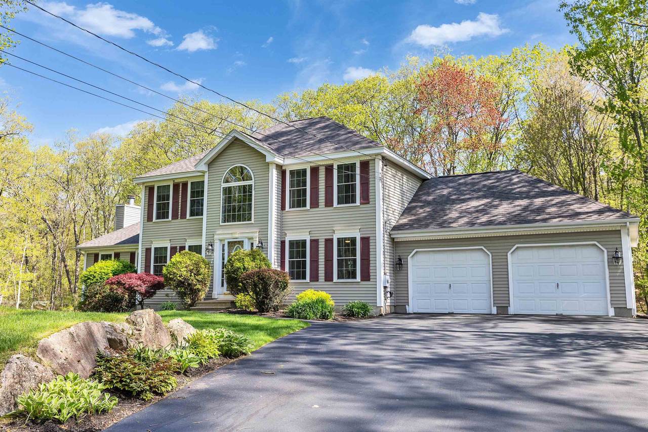 11 Fieldstone Drive - Photo 1