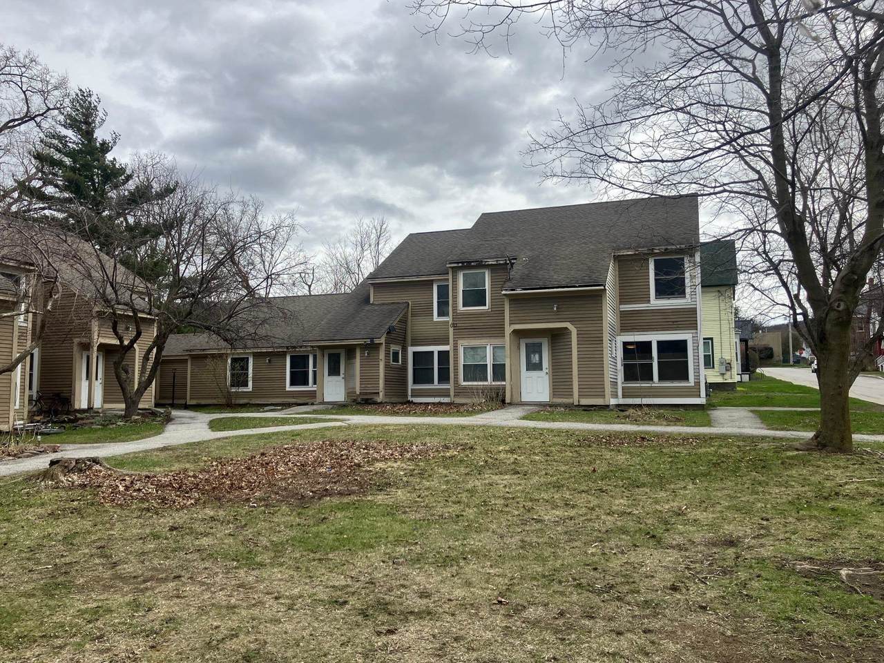 35 Hoyt Street - Photo 1