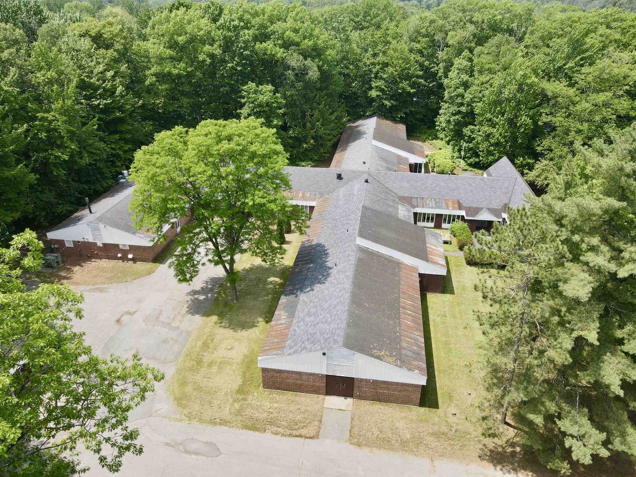 148 Prouty Drive - Photo 1