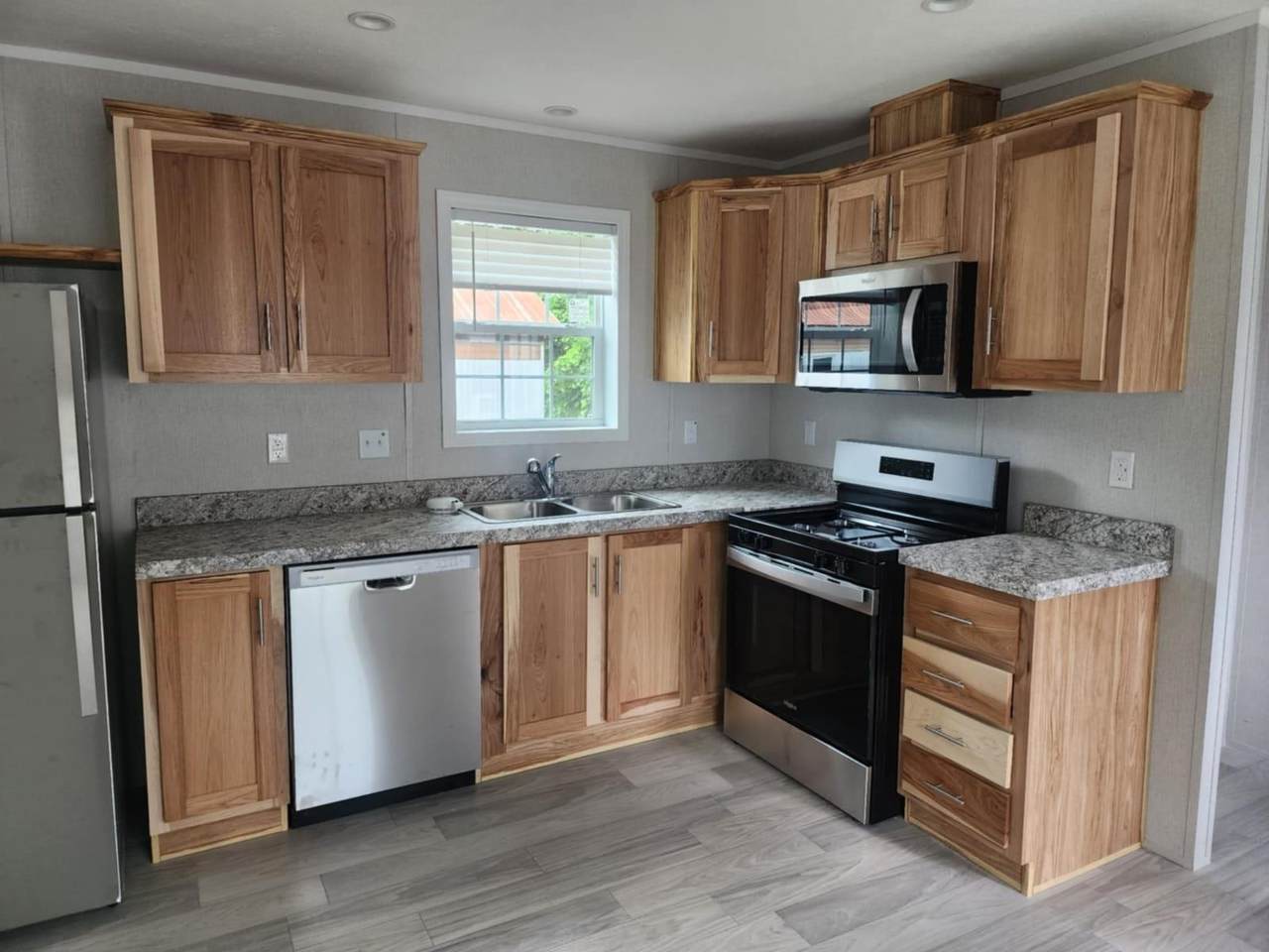 9 Walnut Street - Photo 1