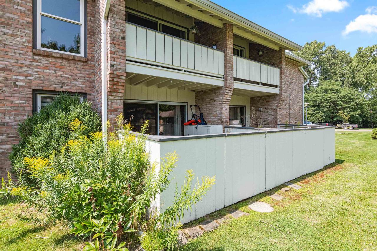 230 Ledgewood Circle - Photo 1